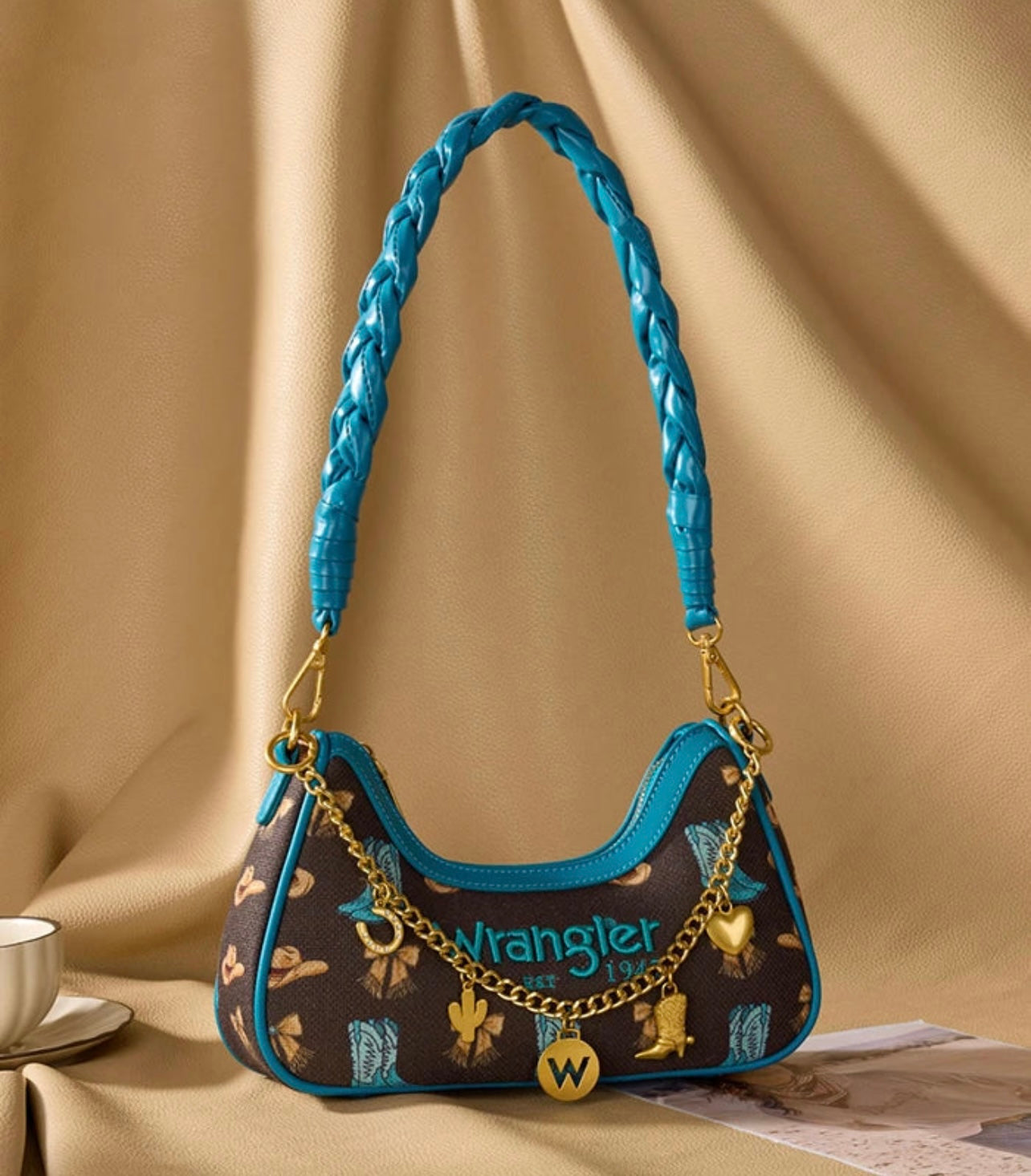 WRANGLER RODEO ICONS BRAIDED HANDLE SHOULDER BAG